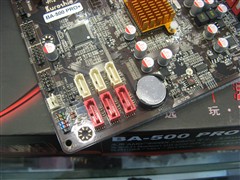 固態(tài)電容雙卡槽+USB3+全固態(tài)電容！890GX售699